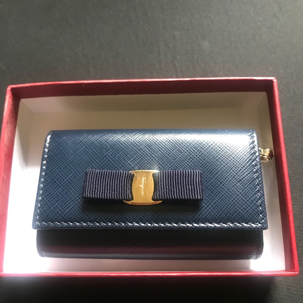 Ferragamo card and key ring